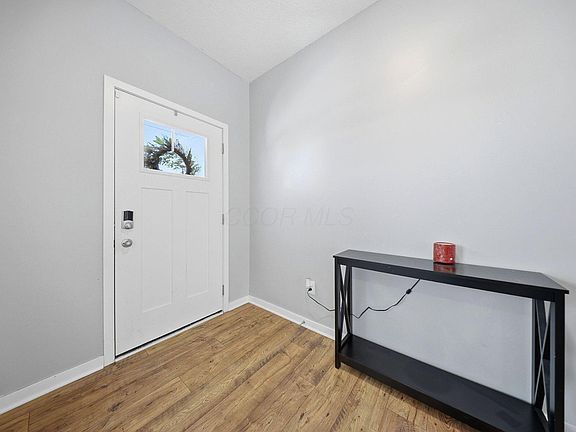 3rd image of 5840 Wynnewood Dr