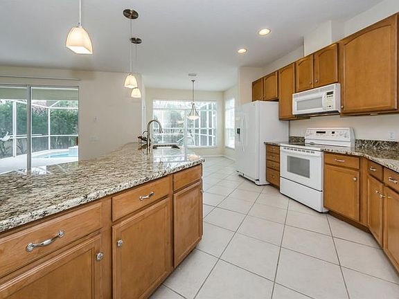5th image of 2255 Highland Woods Dr