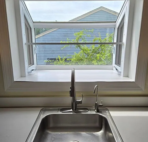 8 Glastonbury Dr — Photo 19