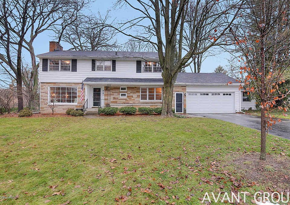 1st image of 3131 Brentwood Dr SE