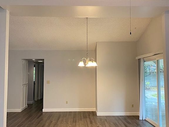 4th image of 6832 & 6834 Trovita Way #6832