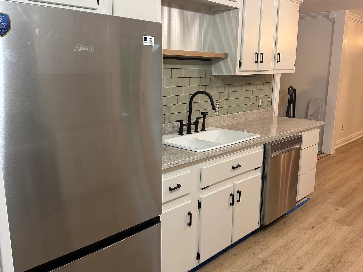 3 bed, 1300 sqft, $1,800 — Photo 4