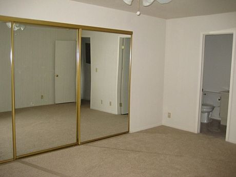 4th image of 332 Jett St Unit 202
