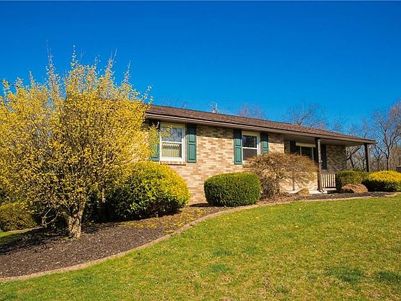 2nd image of 404 Primrose Dr