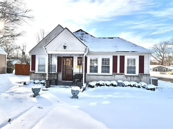 6000 Delmar St, Fairway, KS 66205