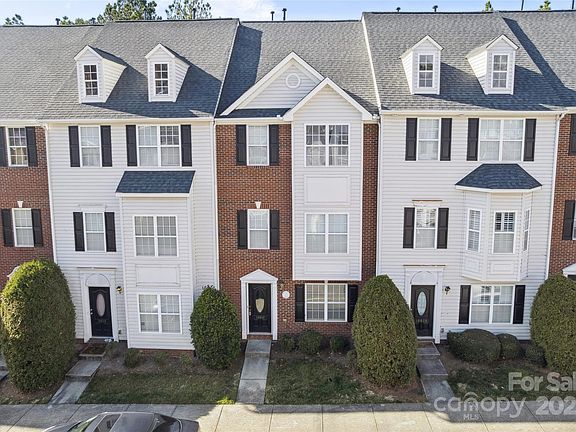 2nd image of 10032 Treeside Ln