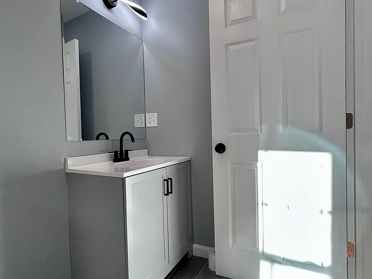 27 Amity St #1 — Photo 16