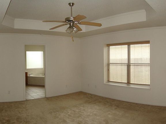 4th image of 3900 Fabianna Dr