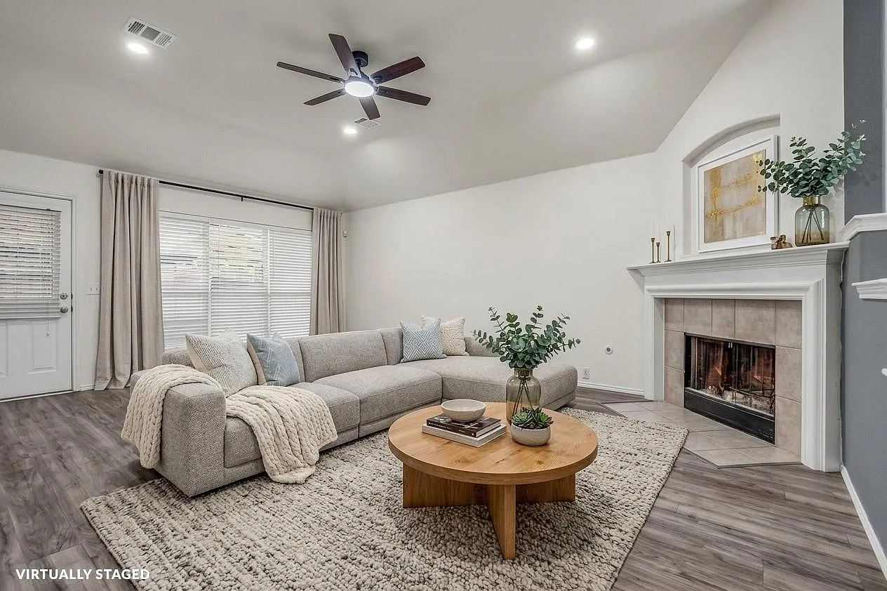 3 bed, 2.0 bath, 2006 sqft, $2,000 — Photo 4