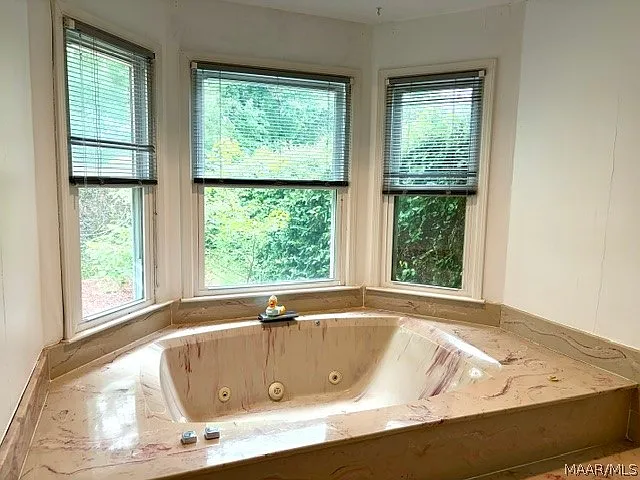 1524 Charleton Dr — Photo 9