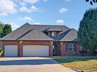 802 E Current Drive, Ozark, MO 65721
