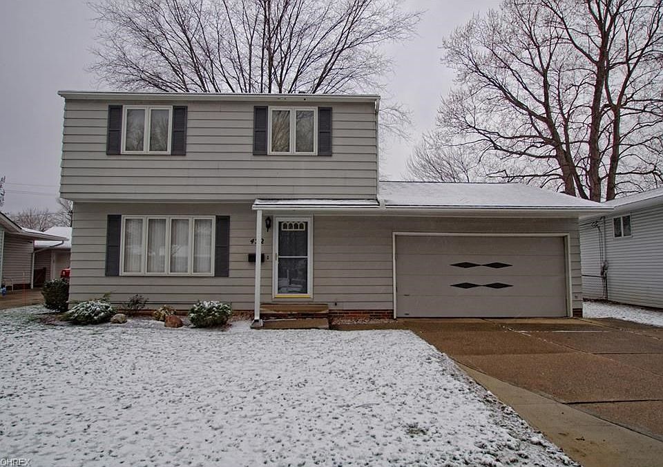 1st image of 422 Waterbury Dr