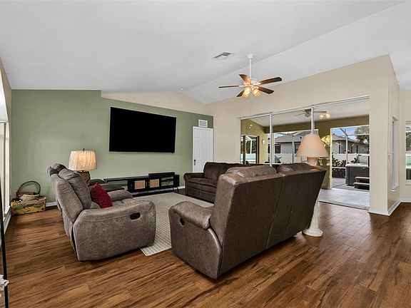 3rd image of 4413 S SAN MATEO DRIVE