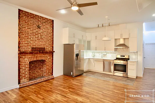 Rented by Grand & Co. | media 18