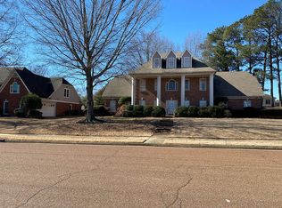 1135 Stanton Hall Rd, Collierville, TN 38017