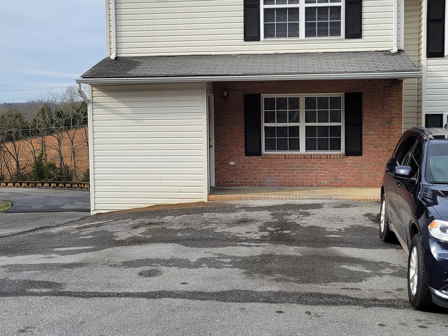 3 bed, 1500 sqft, $1,500 — Photo 2