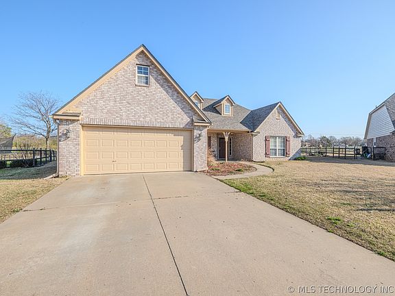 3rd image of 9109 N 153rd East Ct