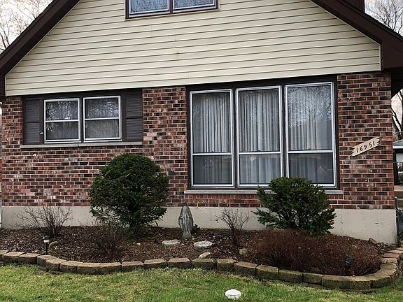 4th image of 16951 Glen Oaks Dr