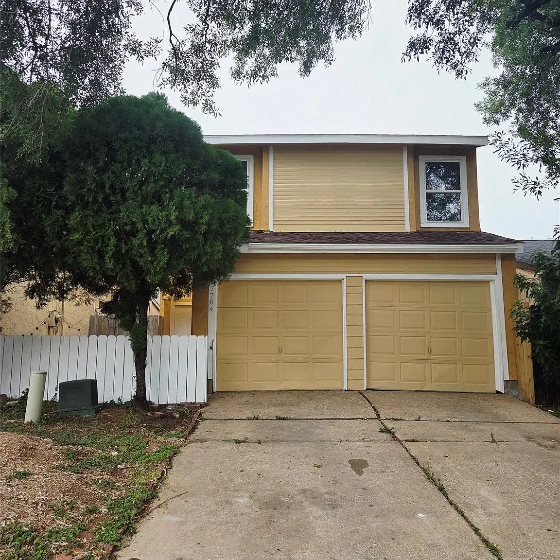 3 bed, 2.5 bath, 1484 sqft, $1,500 — Photo 1