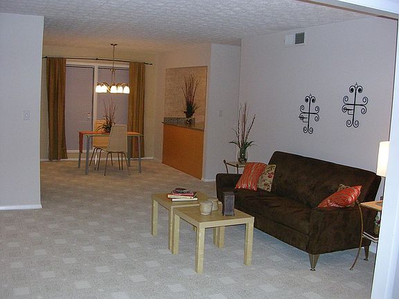 Open floor plan with lots of space