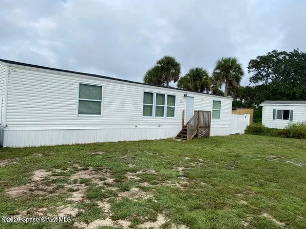 2944 Century Oaks Cir W, Melbourne, FL 32904