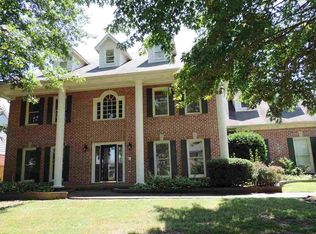 1017 Stanhope Rd, Collierville, TN 38017
