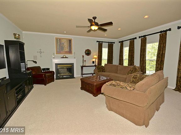 4th image of 8900 Whitchurch Ct