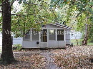 515 E Angus St, Independence, MO 64055