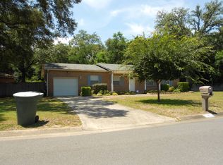 3281 Las Brisas Dr, Pensacola, FL 32526