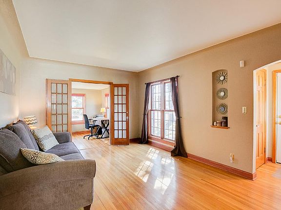 4th image of 1026 Bartelmy Ln N