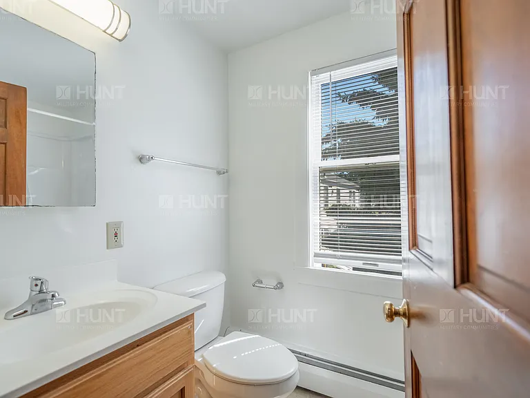 Hanscom Family Housing — Photo 32