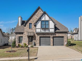 1056 Garnet Dr, Calera, AL 35040