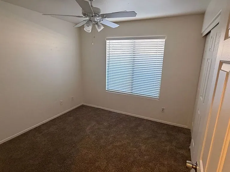 1225 W Darrel Rd — Photo 15