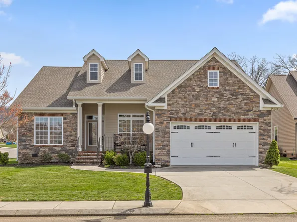 7450 Cash Ln, Ooltewah, TN 37363