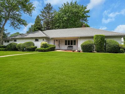 11 Westwood Cir, Roslyn Heights, NY, 11577