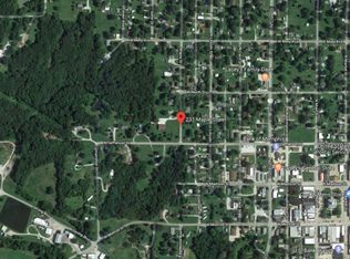 231 Maple St, Memphis, MO 63555