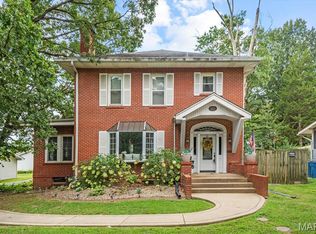 3021 Brown St, Alton, IL 62002