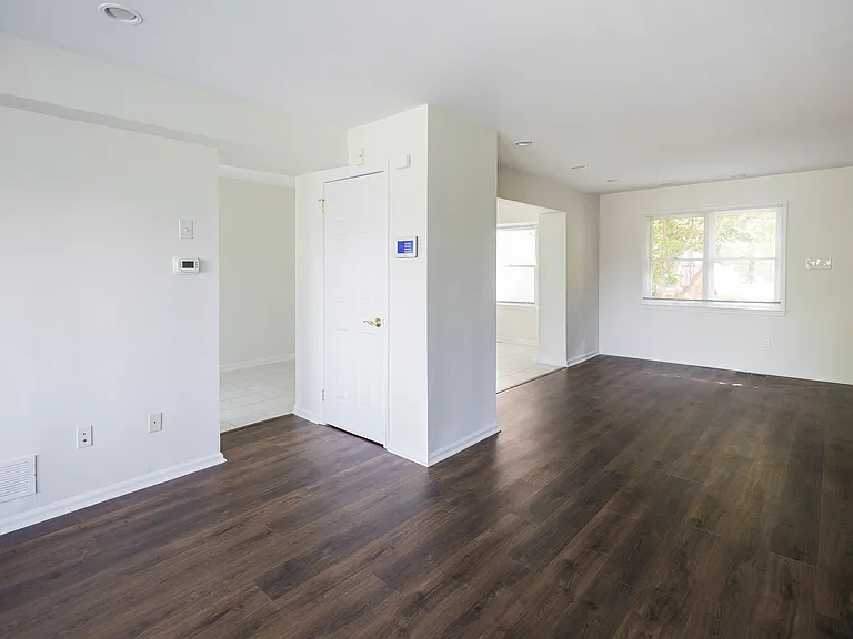 1521 Margaret Ct — Photo 6