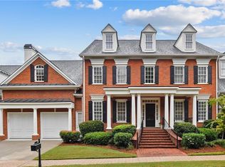 620 Enclave Cir, Sandy Springs, GA 30342