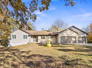 19575 Blackfoot St NW, Oak Grove, MN 55303