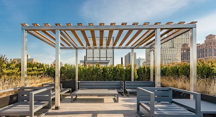 Rented by LL Real Estate Services | media 14