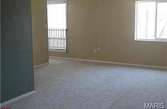 5th image of 333 Carmel Woods Dr