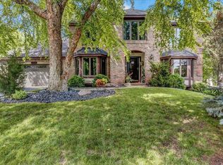 12910 37th Ave N, Plymouth, MN 55441
