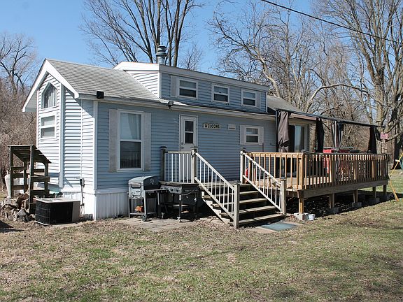 2nd image of 375 E County Rd #21