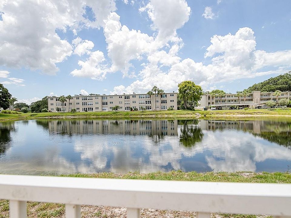 1st image of 821 De Leon Ct #302