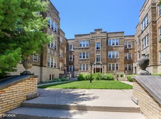 2210-22 Maple Ave., Evanston, IL 60201