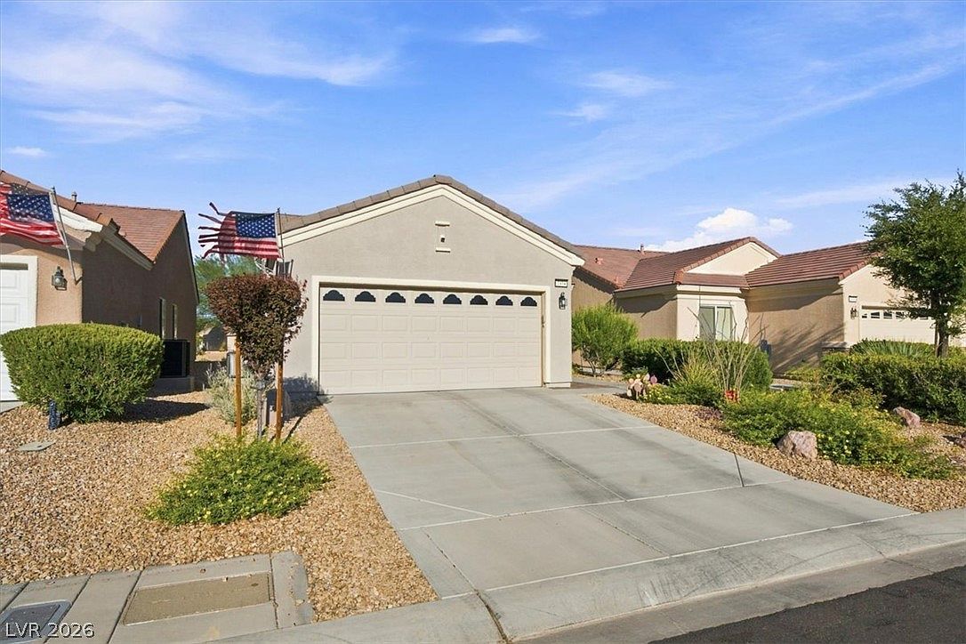 7374 Grassquit St — photo 2