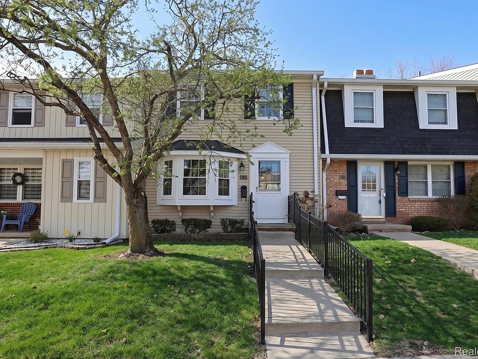 1st image of 42754 Lyric Ct