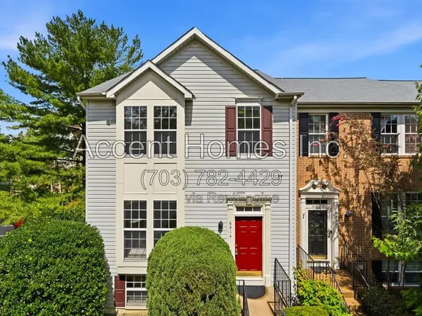 6514 Osprey Point Ln, Alexandria, VA 22315