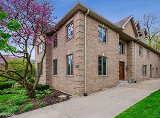 728 Grand Ave, Glen Ellyn, IL 60137